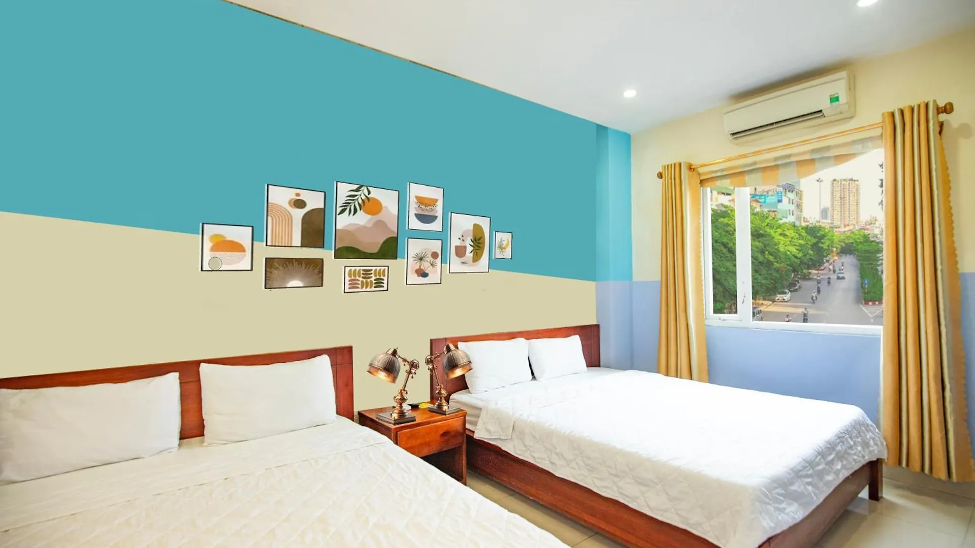 ***  Smile Hotel Da Nang Vietnam